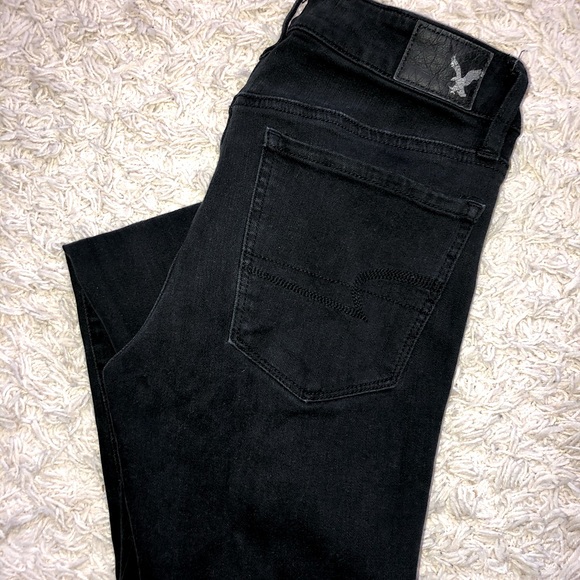 American Eagle Outfitters black high rise jeans - Picture 2 of 3